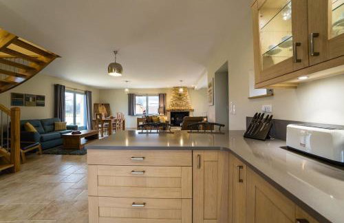 Luxury 3 Bed Home with Heated Swimming Pool Air Con and Boules Pitch - Foto 36