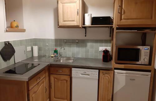 A fleur de rue appartement climatisé Uzès centre - Foto 8