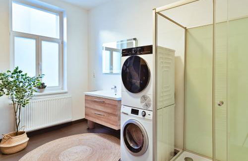 Luxus Apartments - Perfekt für Familien & Gruppen - Zentrale Lage & Parkplatz - Foto 48