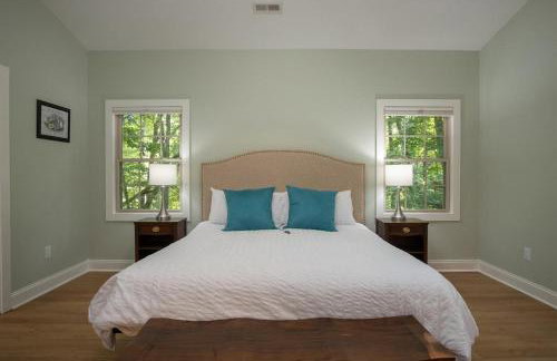 Hummingbird Hideaway · Hummingbird Hideaway in Connestee Falls - Foto 15