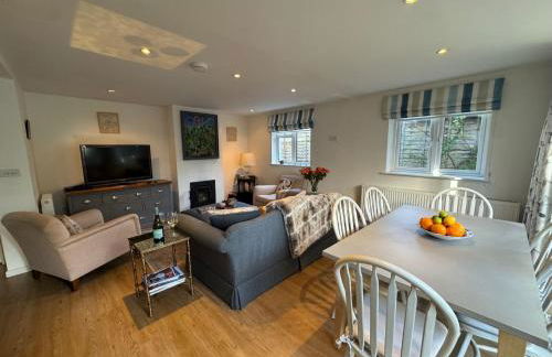 Suzetta Cottage - Photo 7