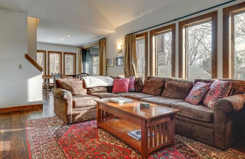 Near Okemo and Killington Home with Sauna and Fireplace - Foto 6