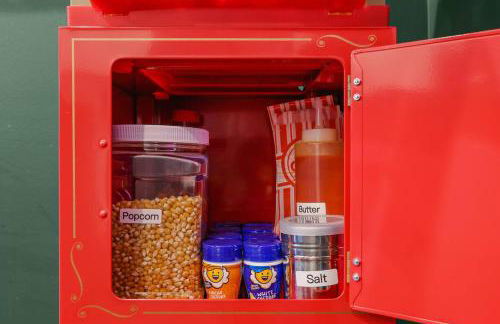 Modern Luxe Townhome with Rooftop Cinema - Foto 29