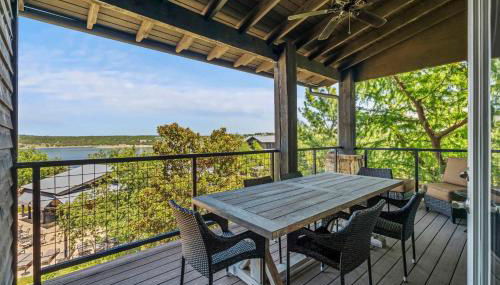 Lake Travis Retreat - 5BR with BBQ & Pickleball - Foto 3