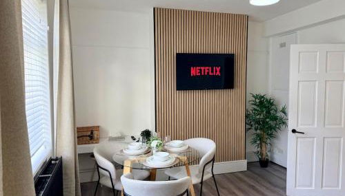 Modern Apartment - Free Parking - Close To Metro - Foto 3