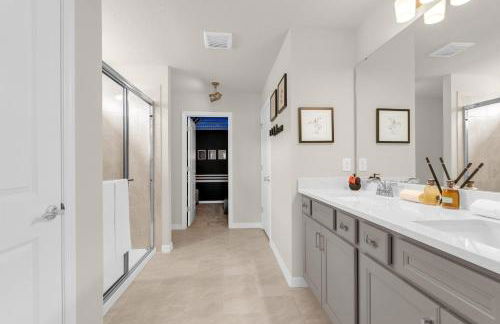 Upstay - Disney Movie Mansion at Windsor Island - Foto 31