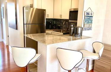 Modern waterfront apartment with Miami Skyline view, free parking 5 mins drive to Miami Beach - Foto 32