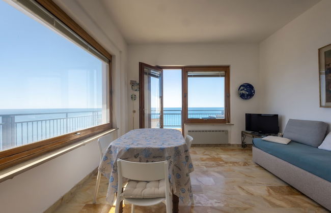 Sky Sea Apartment in Ospedaletti - Photo 6
