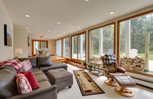 Mendon Home with Hot Tub, Fire Pit and Near Skiing! - Foto 3