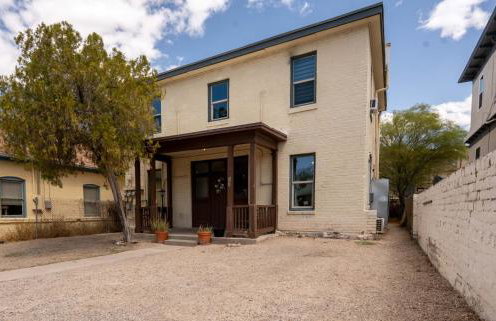 Bloom and Relax Historic 1BR in Downtown - Foto 34