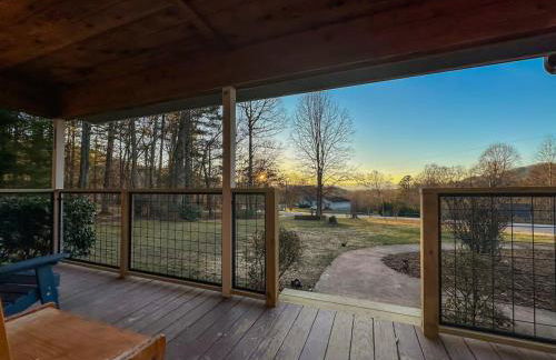 Spa Lodge Sleeps 9 Sauna Hot Tub Mtn Views - Foto 34