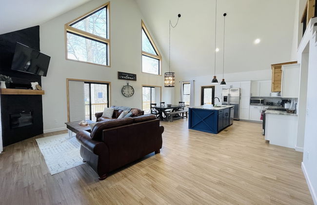 Amazing Lake House With Beach Access 4 Bedroom Home by RedAwning - Foto 19