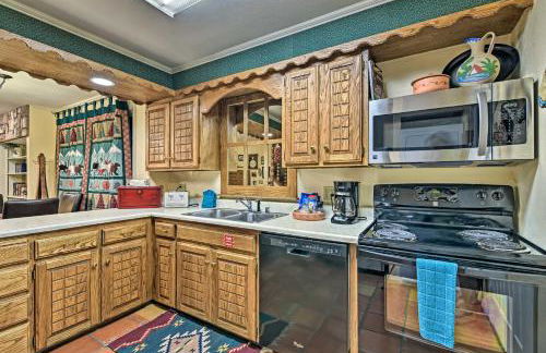 Red River Townhome with Balcony and Mtn Views! - Foto 8