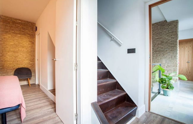 Sevilla Alquila Amplios Apartamentos Duplex en San Bernardo - Foto 10