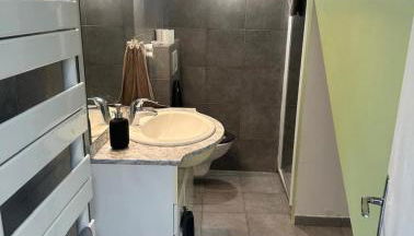 Petite maison calme dans un jardin - Foto 4