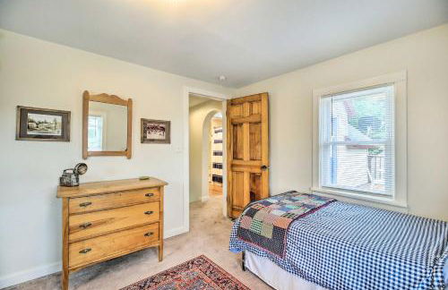 Pet-Friendly Saranac Lake Retreat with Deck and Yard - Foto 24