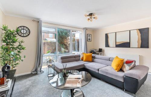 House - Sleeps up to 10 & Free Parking - Foto 22