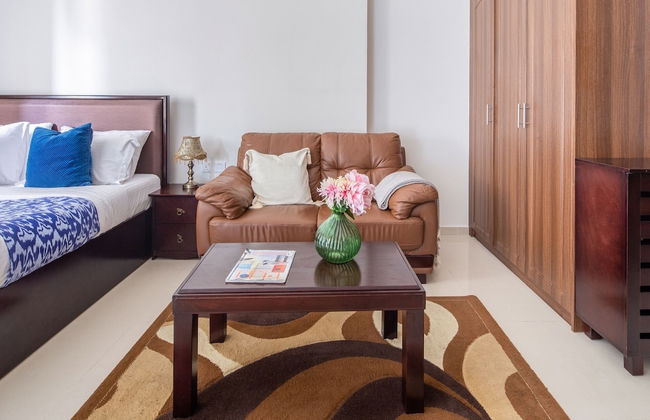 Premier Studio in Sports City w/ Golf Course View! - Foto 5