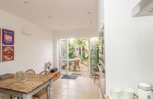 Apple Tree Cottage - Photo 10