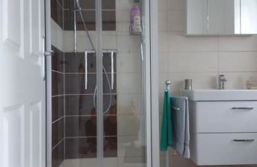 Haus Rosengarten- Ruhige Ferienwohnungen im Grünen - Foto 17