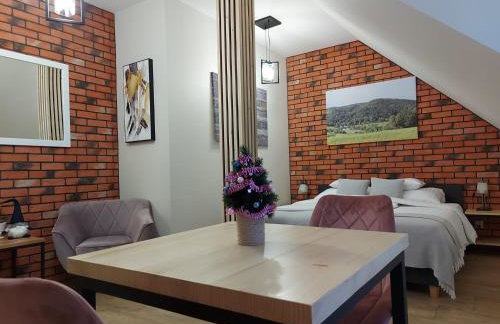 Dwór Bysina - Foto 10