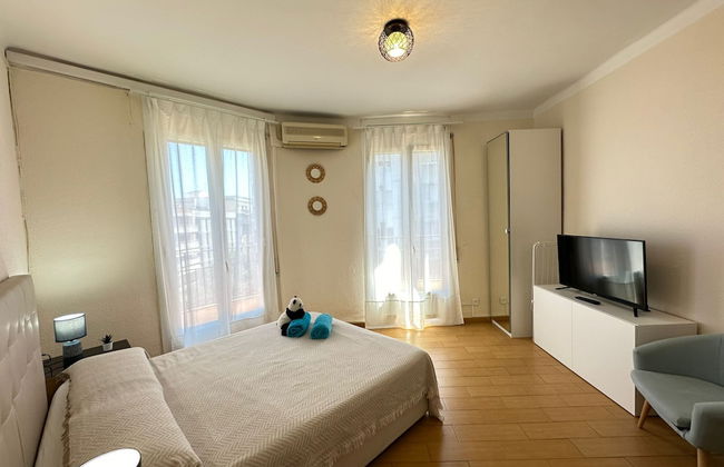 Rooms Valencia - Photo 23