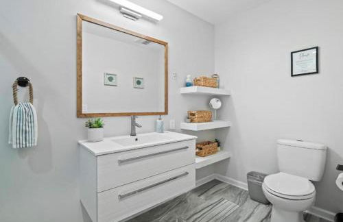 Lake Front Outdoor Living Sleeps 8 - Foto 9