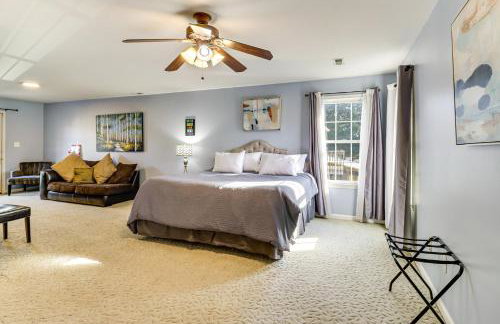 Walk to Lake and Boat Ramp Central Gem in Annapolis - Foto 15