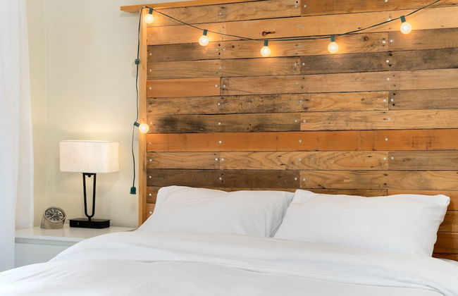 Delightful Home w Fireplace Patio Fire Pit - Foto 11