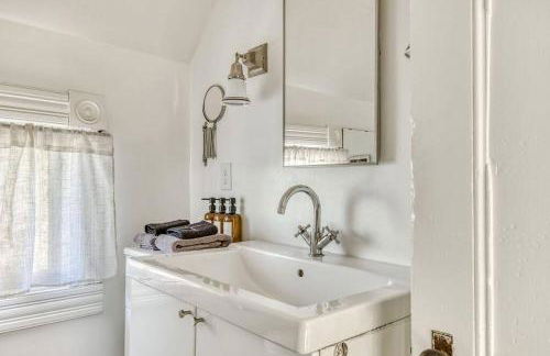 Landmark 23 - Photo 76