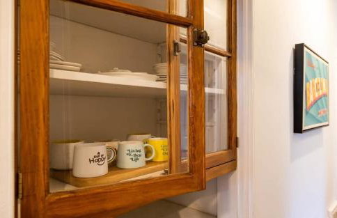 Stylish 4BR with Office Deck Gardens ABODEbucks - Foto 18