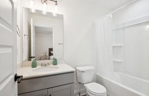 Arte Luxury townhomes D6 I Comfy 2 Bed 25 Bath - Foto 12