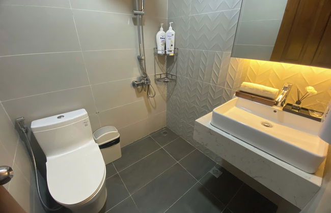 KVG Luxstay TanSonNhat Airport Skycenter - Photo 64