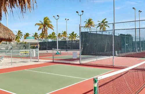 Oceanview Retreat with 60ft Seawall - Foto 12