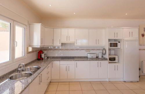 Villa Chris, best area of Calpe - by Holiday Rentals Villamar - Foto 12