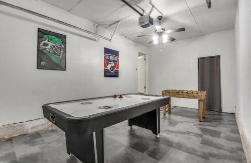 Modern, Roomy, Game Room, Patio, Family Home, Private Parking - Foto 8