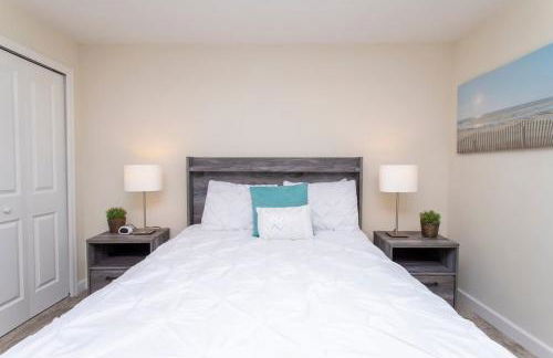 Luxurious Décor 4 Bd w/ Pool Close to Disney 4820 - Photo 76