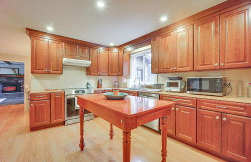 4 Mi to Bromley Mtn Family-Friendly Retreat! - Foto 12