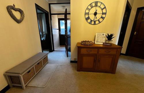 Maesllan - A Spacious Holiday Home in Porthcawl - 5 bedrooms, sleeps up to 10 people - Foto 4