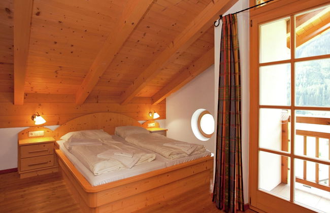 Chalet in Konigsleiten Near Ski Bus & Pool - Foto 2