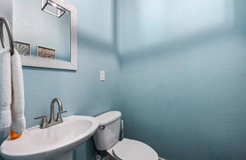 Port Side at M Historic Lost Bayou Retreat Walk to Beach Sleeps 6 - Foto 24