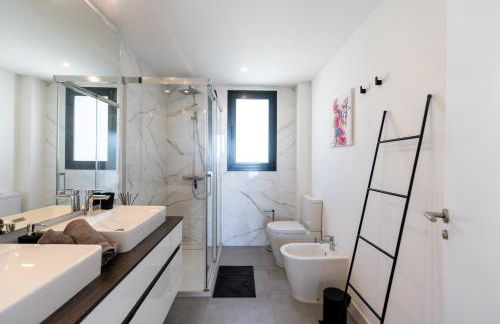 Oasis 325 New Luxury Penthouse with amazing sea view and private jacuzzi - Photo 8