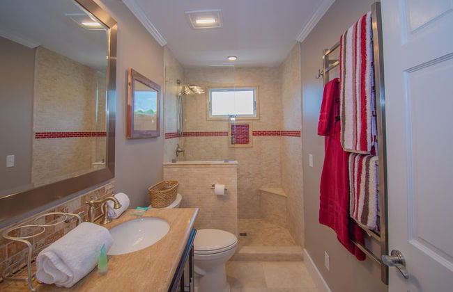 5 Bed Sleeps 12 With Water Views - Photo 27