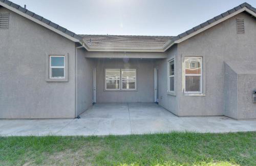 Remodeled Livingston Home with Private Backyard! - Foto 27