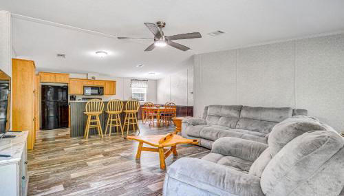 7 Mi to Crystal River Home with Yard and Fire Pit! - Foto 4