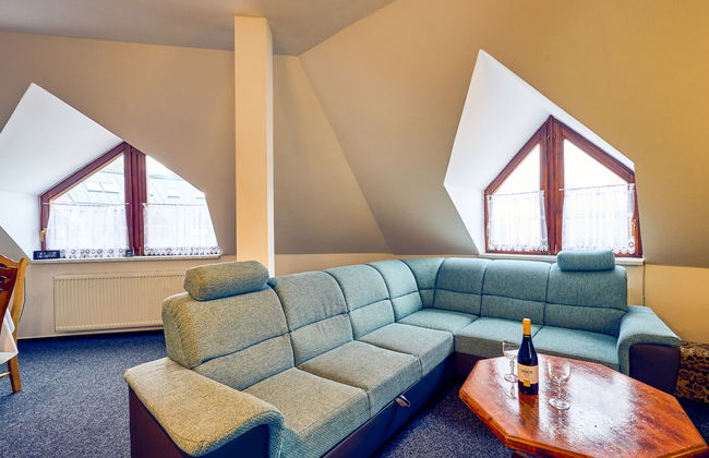 2 bedroom Apartment in Harrachov - Photo 8