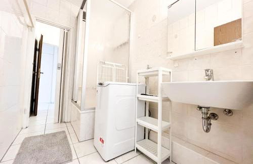 Home4Now BM01 Monteursunterkunft in Bergheim I 3 Schlafzimmer für 6 Personen I Küche I SmartTV I WiFi I Parkplatz - Foto 6