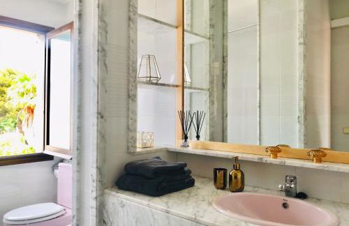 Casa mediterránea con gran jardín y piscina a 500 m de la playa - Foto 25