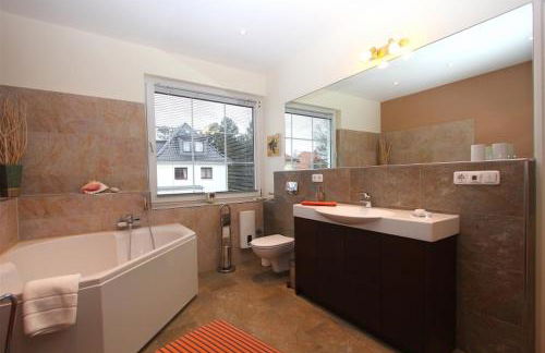 Private Apartment with 2 bathrooms - Foto 9