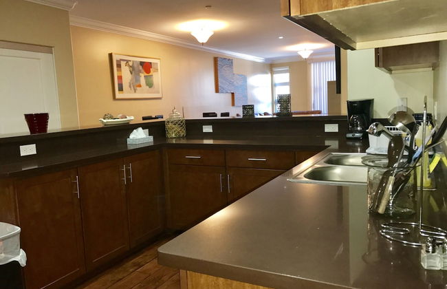 2 Bed 2 Bath in Studio City - Foto 78